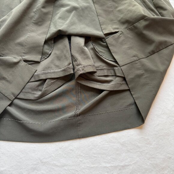 Athleta Sojo Skort Size 10 Green Lightweight Stretch With Built-In Shorts - Picture 3 of 5